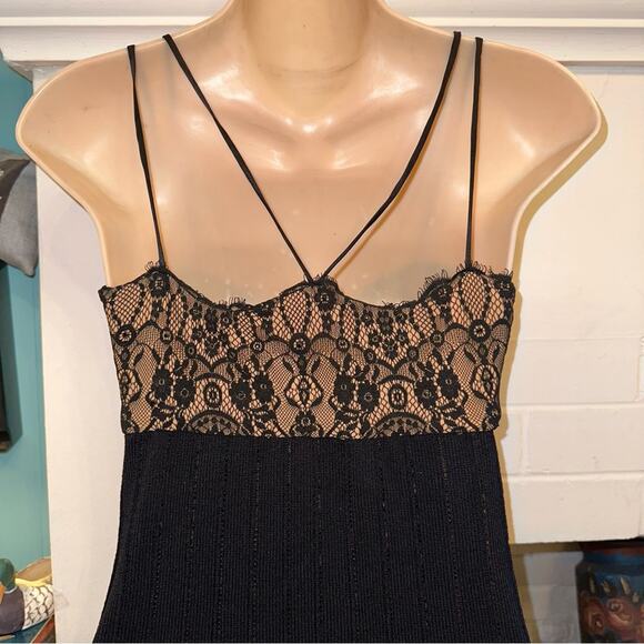 ST. JOHN EVENING BY MARIE GRAY BLACK SLIPDRESS KNIT DRESS W/ LACE BODICE 2 - Picture 11 of 11